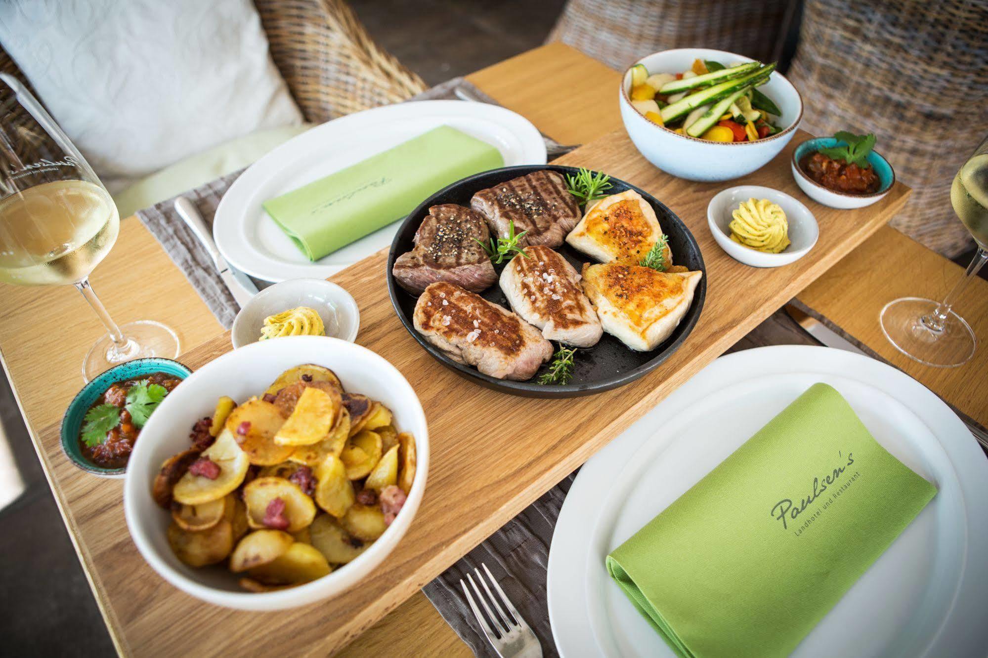 Paulsen'S Landhotel Und Restaurant Bohmstedt Exteriér fotografie